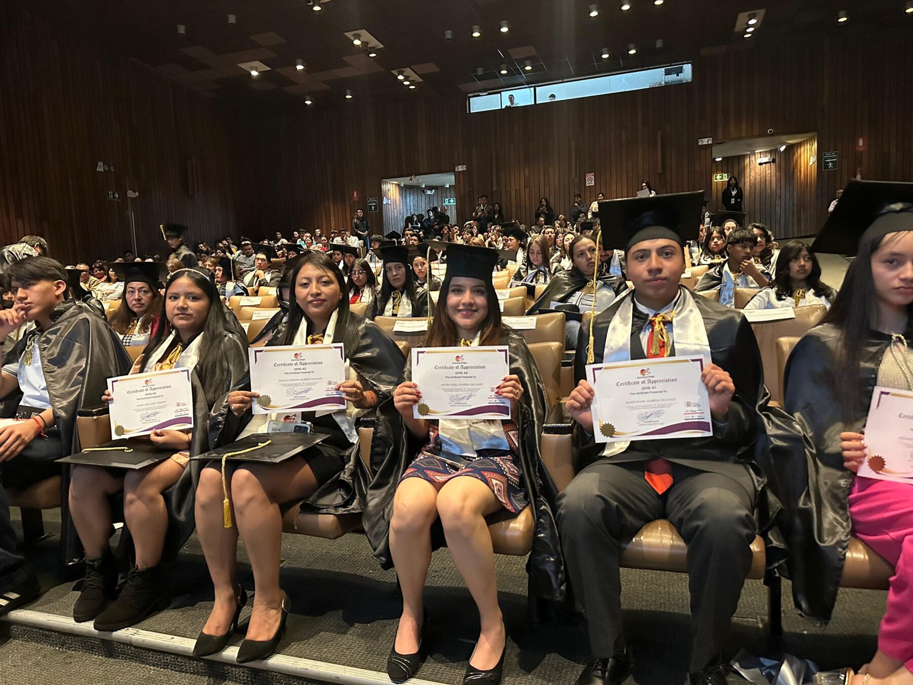 Graduación Learning Bridge